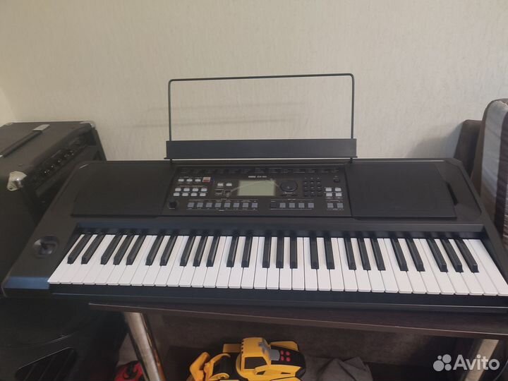 Синтезатор korg EK 50