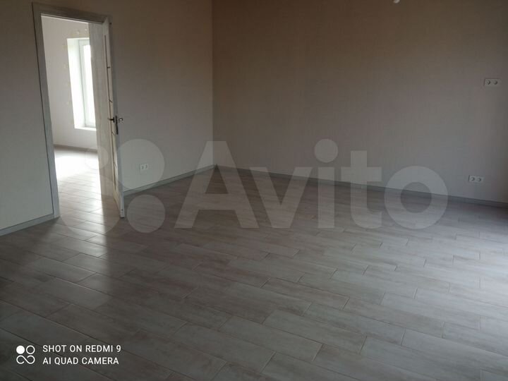 Дом 190 м² на участке 11 сот.