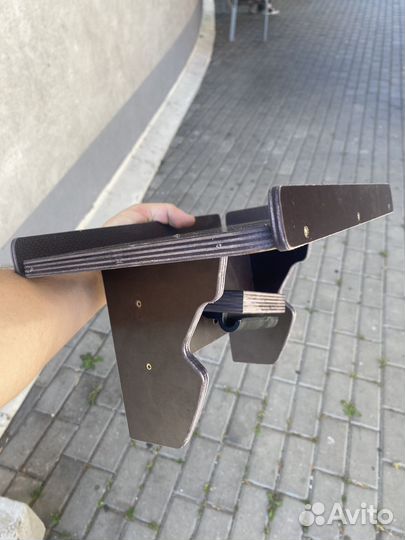 Столик для эхолота