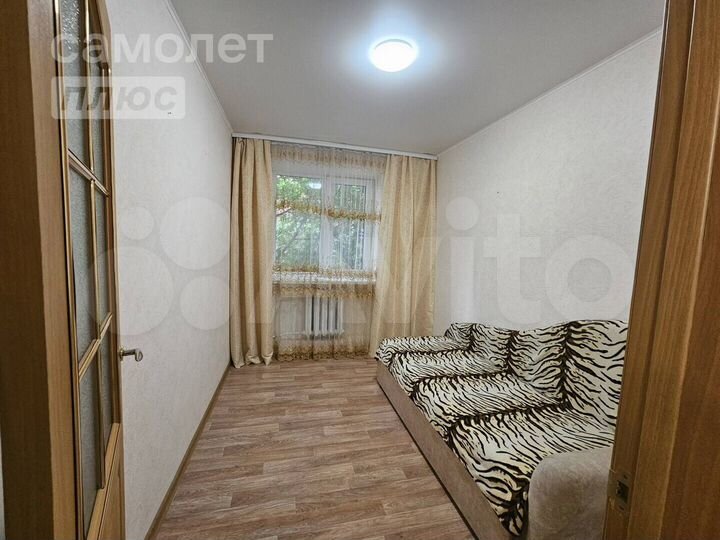 3-к. квартира, 50 м², 2/3 эт.