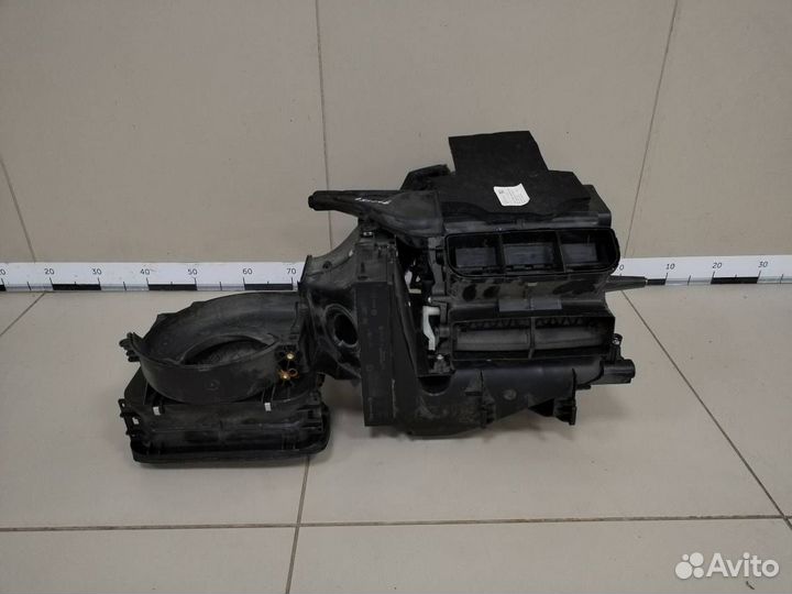 Б/У Корпус отопителя 6R0863816A, 6Q1819351A VAG
