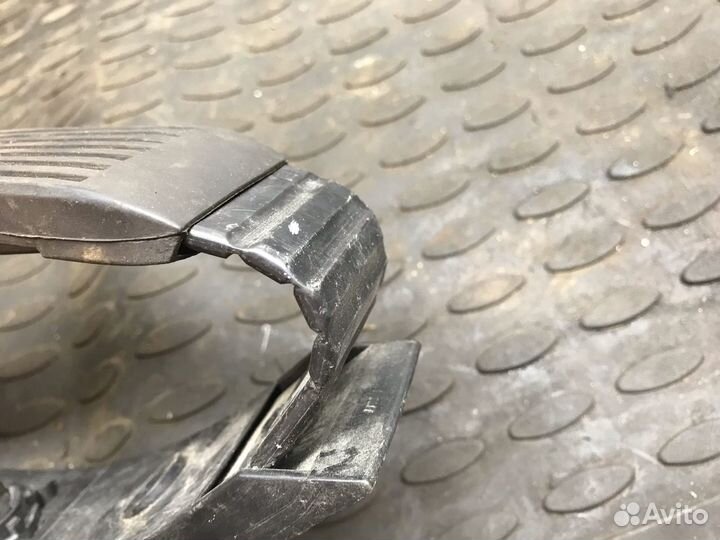 Педаль акселератора Mercedes-Benz W220