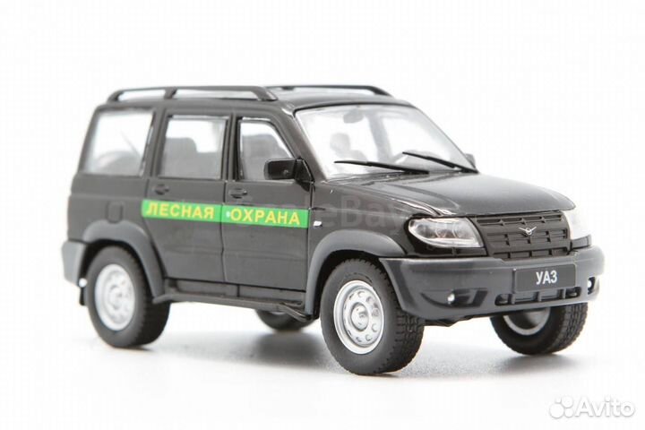 Масштабная модель автомобиля УАЗ-3163