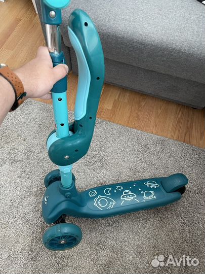 Самокат детский с сиденьем