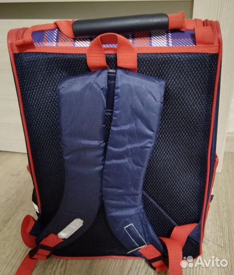 Портфель школьный