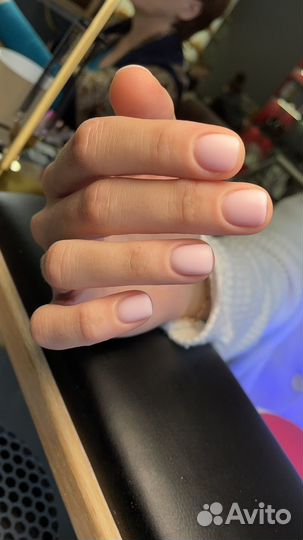 Мастер маникюра и педикюра