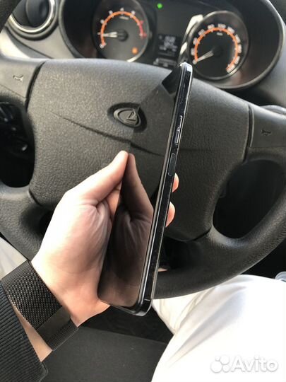 TECNO Pova 2, 4/64 ГБ