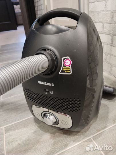 Пылесос Samsung 2400W