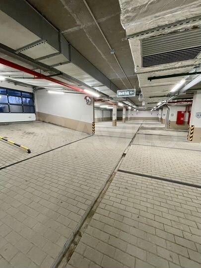 Машиноместо, 17 м²