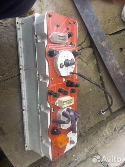 Приборная панель ваз 2107