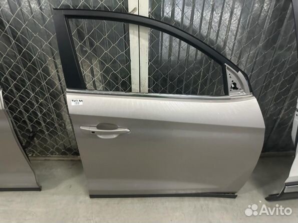 Передняя правая дверь Hyundai Tucson 3 2015-2021