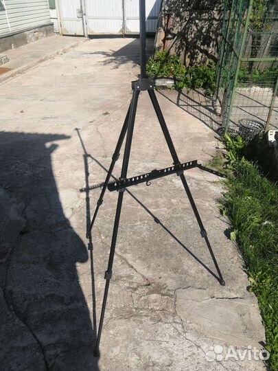 Мольберт-тренога