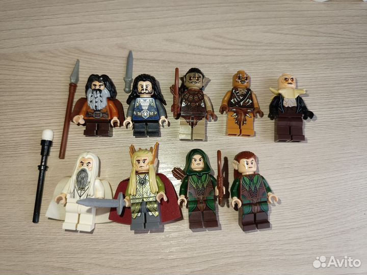 Lego Hobbit минифигурки (осталось две)