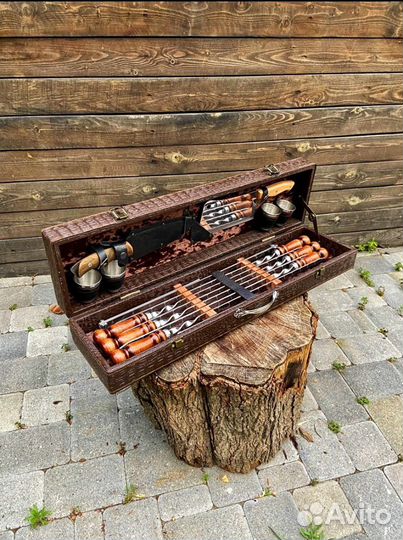 Шашлычный набор шампуров подарочный