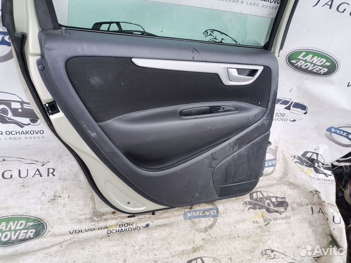 Обшивка двери задняя левая Volvo V70 II (2000-2004