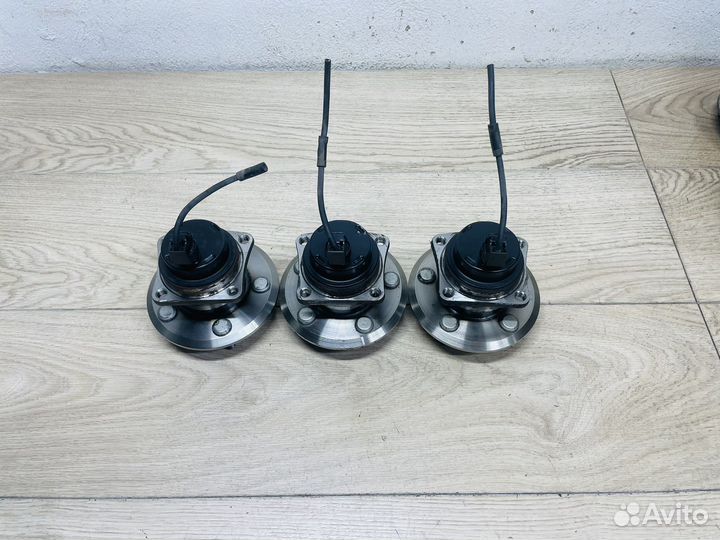 Ступица задняя Toyota Avensis 250