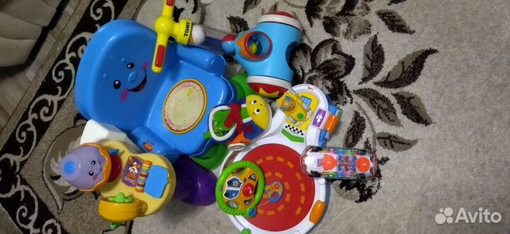 Развивающие игрушки fisher price tomy chicco