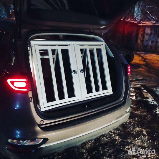 Клетки для перевозки собак в машине, транспорте