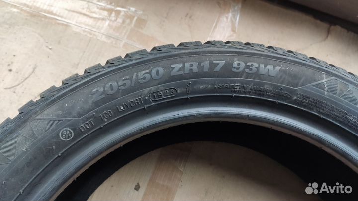 Шины Kumho Solus 4S HA32 205/50 R17 XL