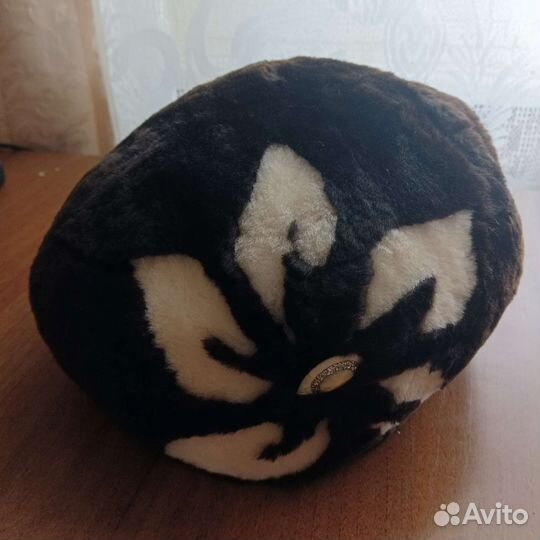Головные уборы, шаль