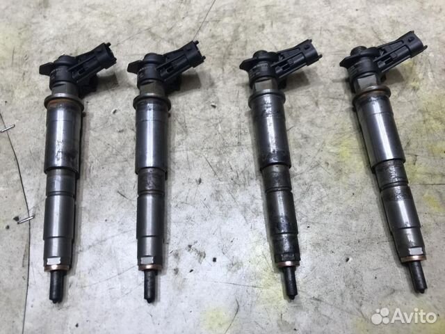 H82828929 Топливная форсунка Nissan M9R 2.0 DCI