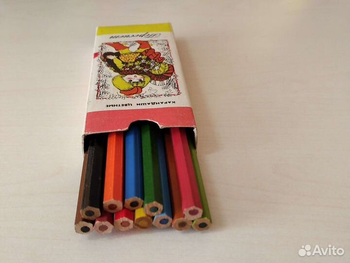 Карандаши цветные новые СССР 2м-4м
