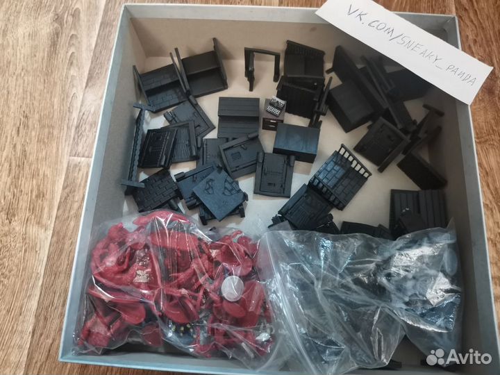 Resident Evil 2: The Board Game + все допы