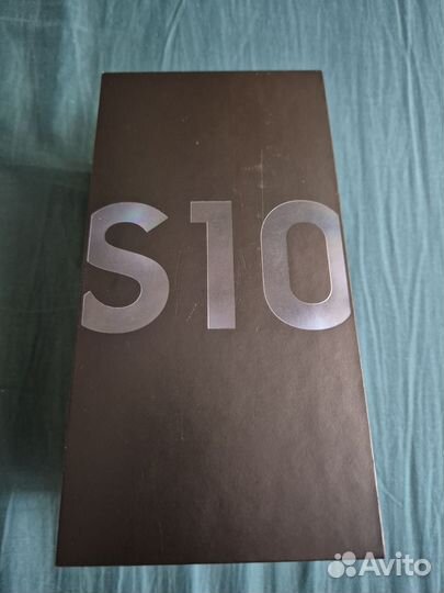 Samsung Galaxy S10, 8/128 ГБ