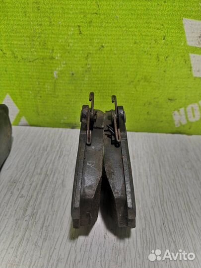 Колодки тормозные передние к-кт Фольксваген Голь