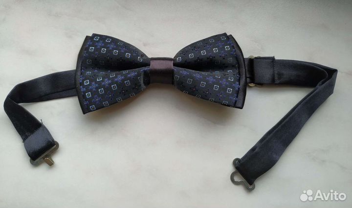 Галстук-бабочка для подростка новая
