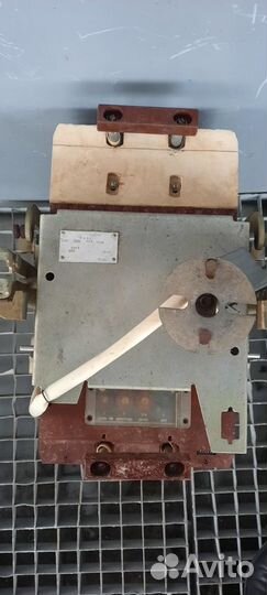 Автоматический выключатель А3794Б У3 630А