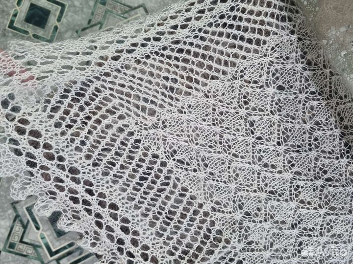 Пуховый платок (новый)