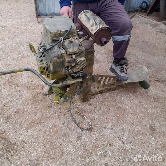 Мотор лодочный болотоход