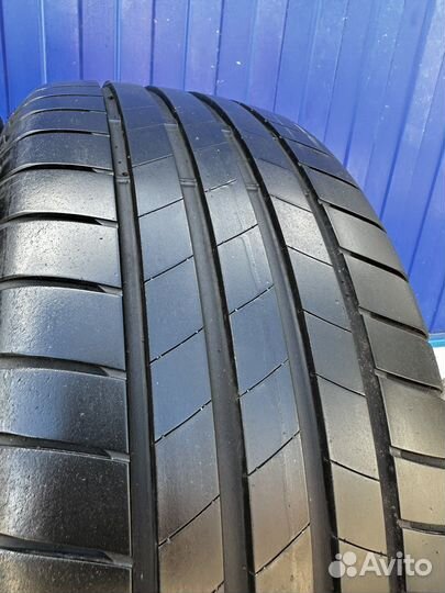 Bridgestone Turanza T005 225/50 R17