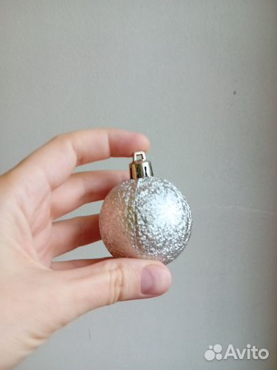 Елочные шары