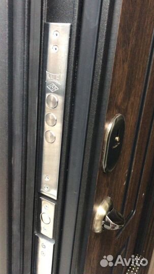 Дверь входная с ковкой доставка в подарок