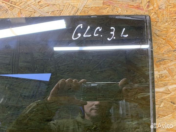 Стекло двери заднее левое Mercedes-Benz Glc-Class