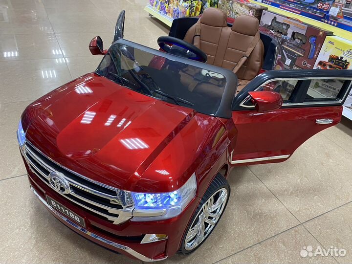 Электромобиль Toyota в 111 вв