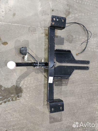 Фаркоп ниссан альмера