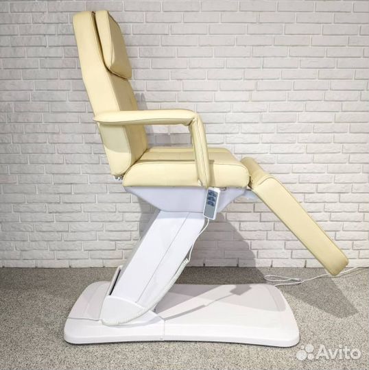 Косметологическое кресло