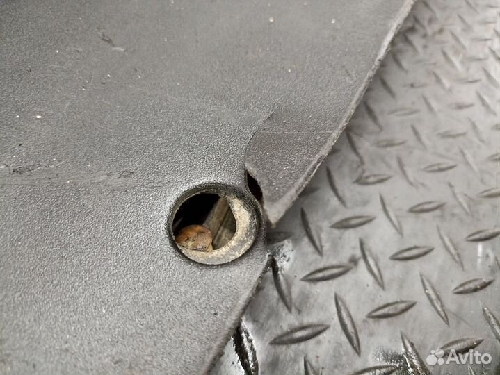 81664106604 Крыло заднее правое Man TGA, Man TGX