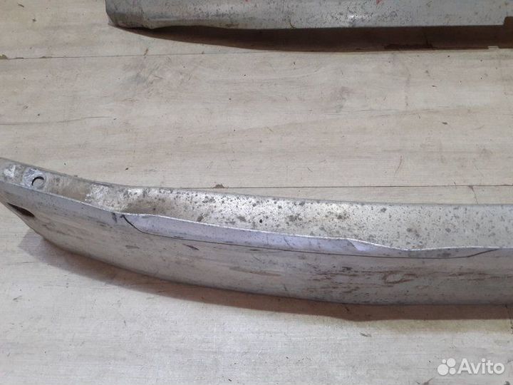 Усилитель переднего бампера Opel Corsa