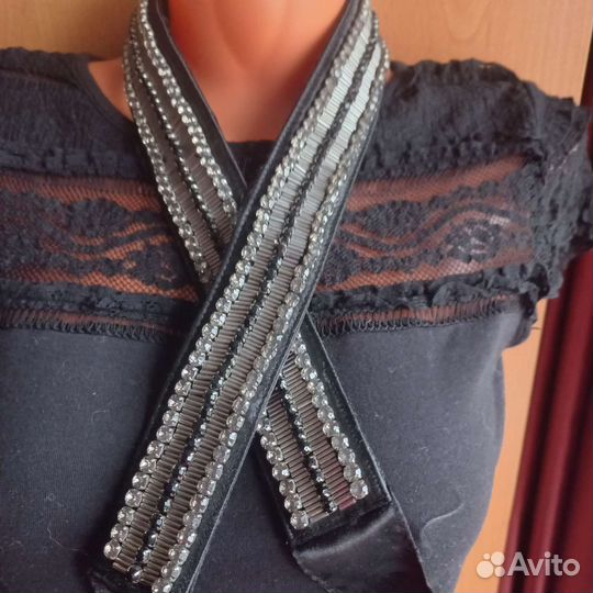 Шикарный пояс расшитый камнями, стеклярусом новый
