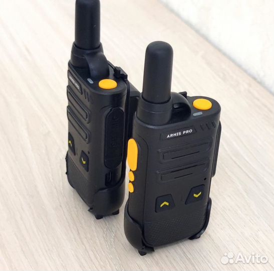 Рация с гарнитурой и наушником, радиостанция