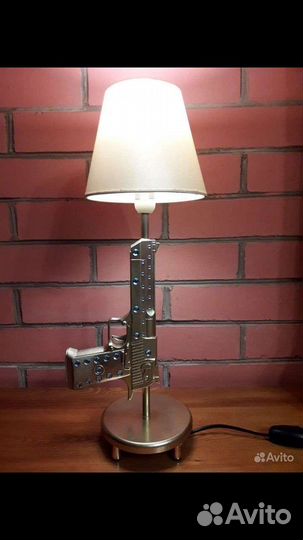 Лампа настольная 