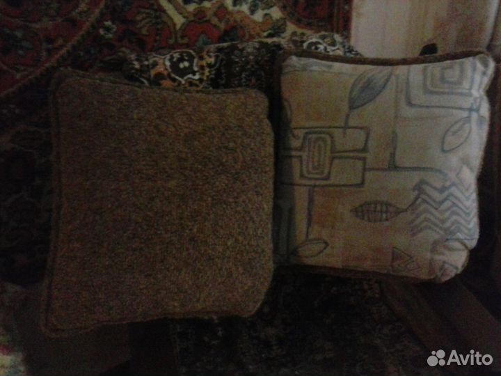 Диванные подушки