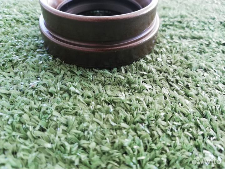 Сальник полуоси переднего моста Jeep