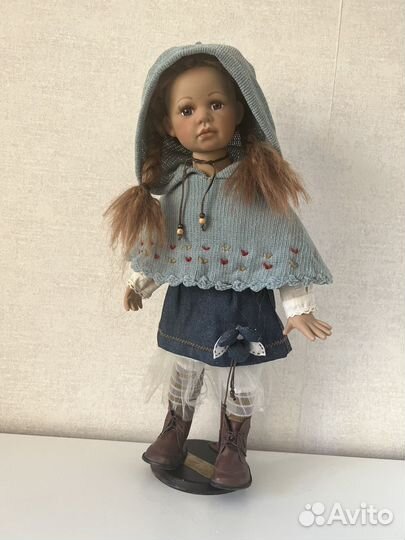 Кукла фарфоровая коллекционная