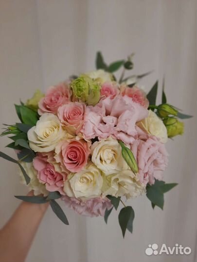 Букет невесты, свадебный букет из живых цветов