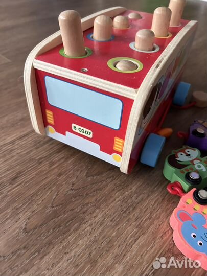Игрушка автобус